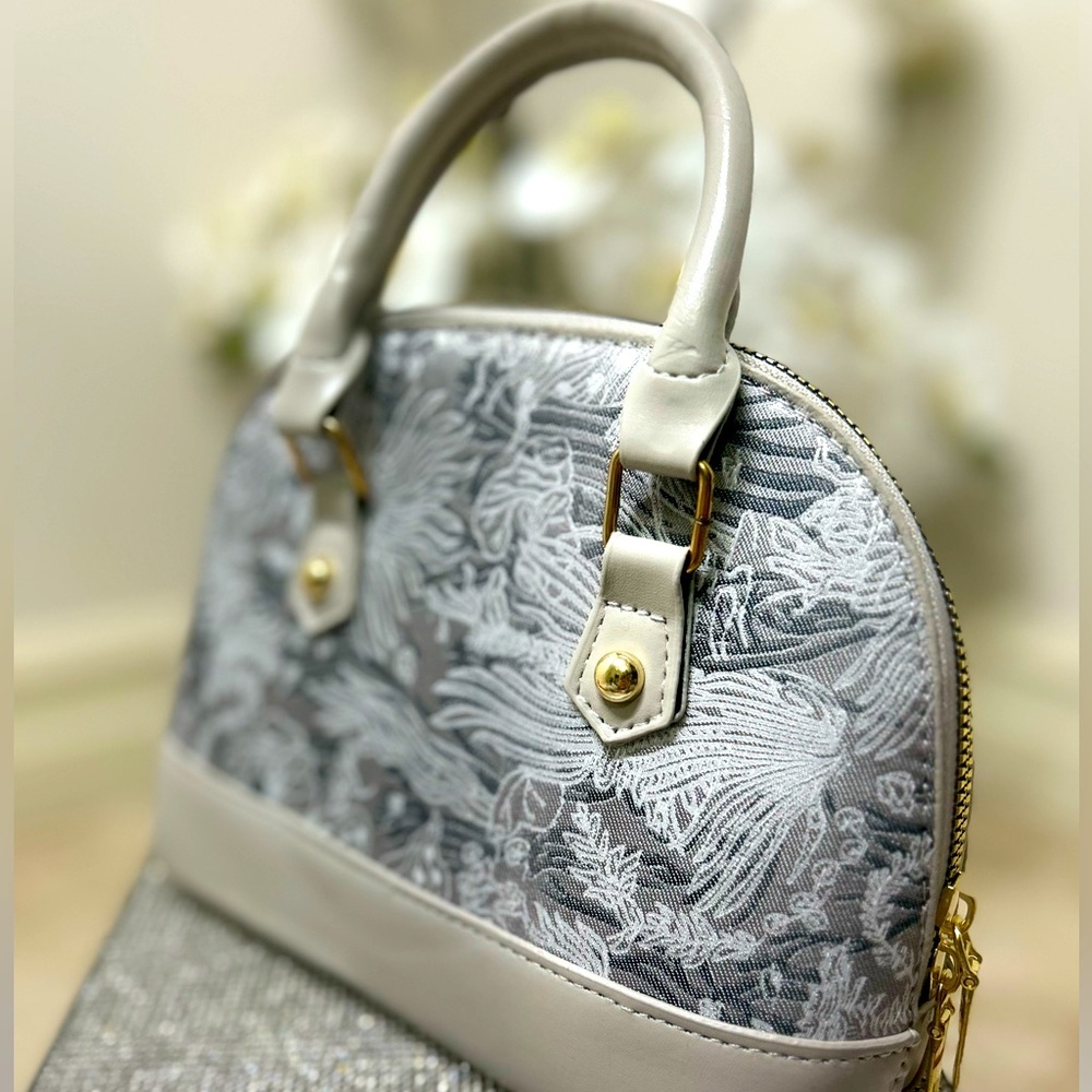 Mini purse